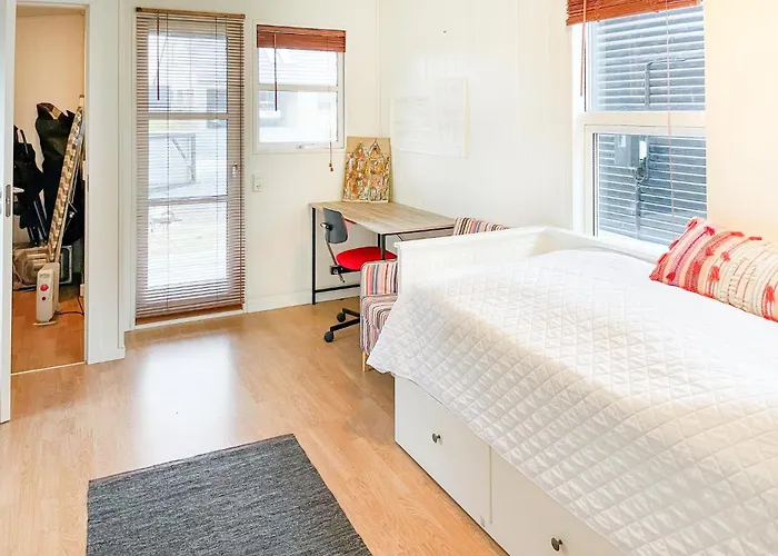 Vakantiehuis Gorgeous In With Wifi